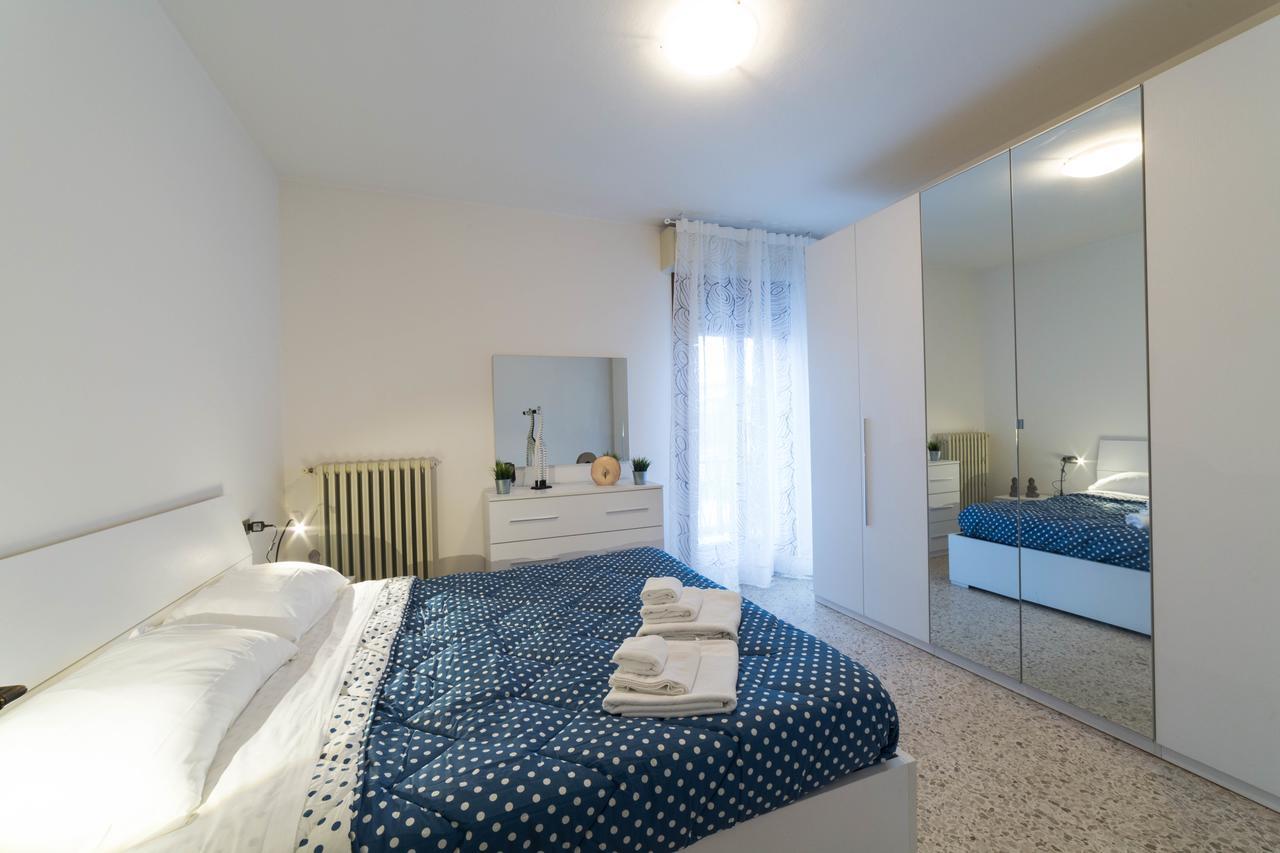 Isa Sirmione Apartments ภายนอก รูปภาพ