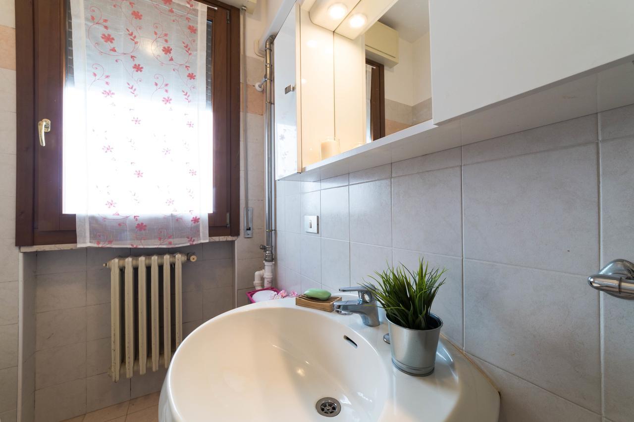 Isa Sirmione Apartments ภายนอก รูปภาพ
