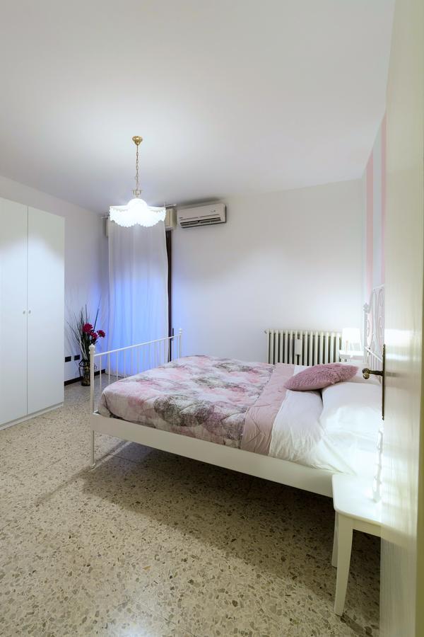Isa Sirmione Apartments ห้อง รูปภาพ