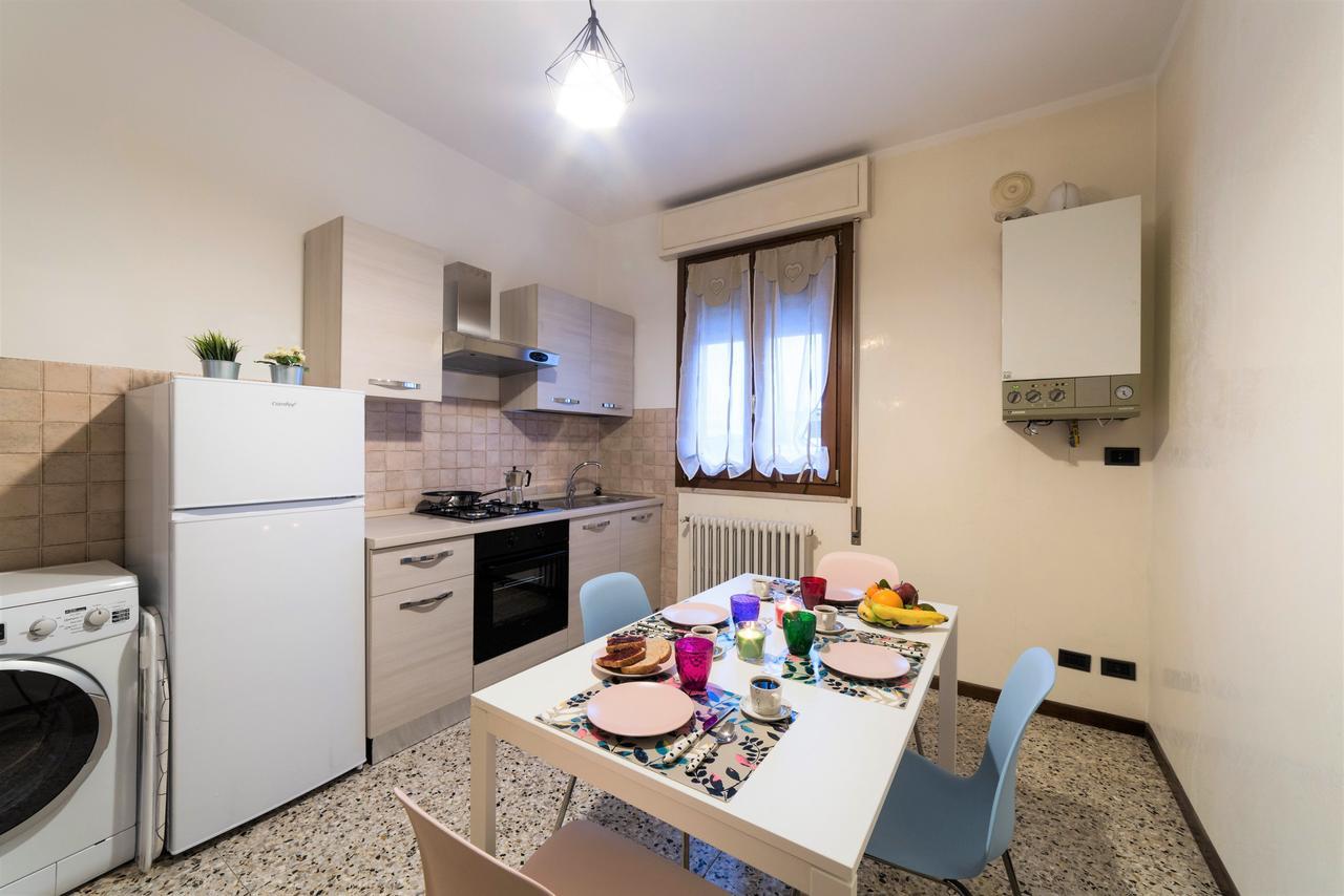 Isa Sirmione Apartments ภายนอก รูปภาพ