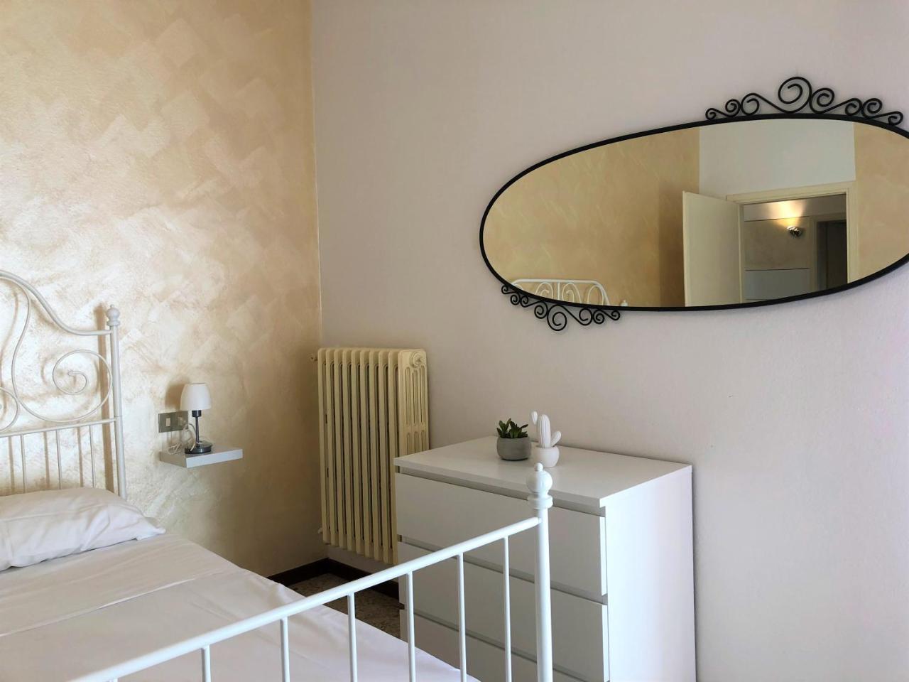 Isa Sirmione Apartments ภายนอก รูปภาพ