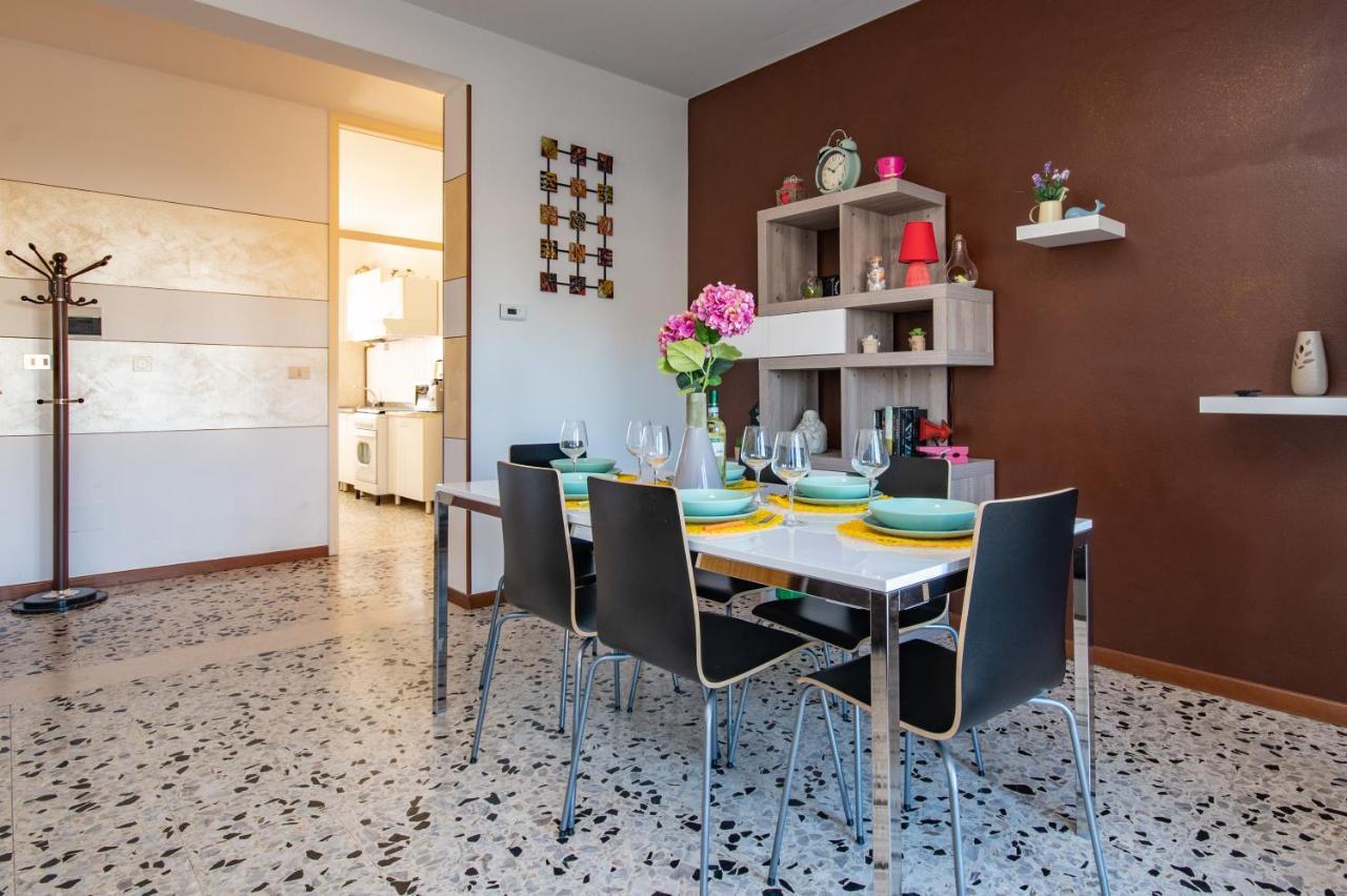 Isa Sirmione Apartments ภายนอก รูปภาพ