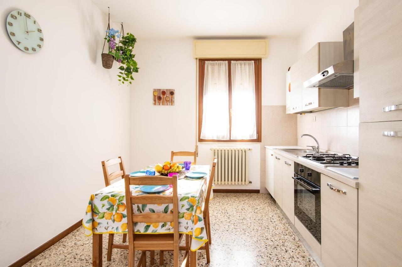 Isa Sirmione Apartments ภายนอก รูปภาพ